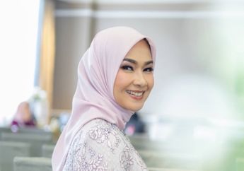 Pantas 3 Putrinya Sukses dan Berprestasi, Terbongkar Pola Asuh Alya Rohali yang Anti Menuntut