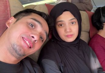 Bak Tepis Isu Miring Video Karaoke Bareng LC, Ricky Harun Justru Pamer Momen Manja Bareng Herfiza di Pesawat