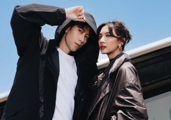 Rayakan 4 Tahun Pernikahan, Vidi Aldiano Tulis Pesan Manis untuk Sheila Dara Aisha