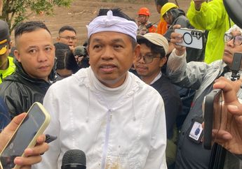 Dedi Mulyadi Bertemu Para Korban Longsor Cisarua, Janji Bakal Beri Bantuan Rp 10 Juta Per KK 