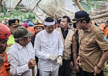 Niat Hati Bantu Evakuasi Korban Longsor Cisarua, Dedi Mulyadi Justru Banjir Kritikan, Gubernur Jabar Singgung Soal Pemimpin