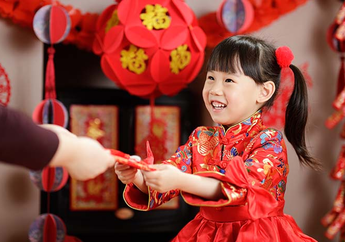 Mau Beri Kado Imlek Buat Orang Terkasih Kamu? Ini 10 Pilihan Hadiah yang punya Simbol Keberuntungan​