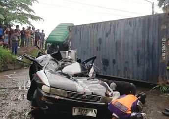 Kronologi Truk Kontainer Terguling Menimpa Sedan di Karawang, Tewaskan 3 Orang