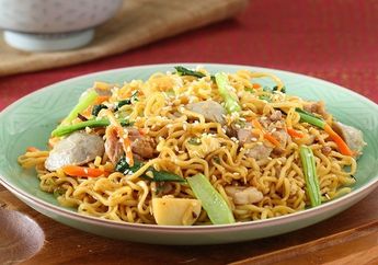 Awas Tenggorokan Kering! Hindari 3 Makanan Ini Saat Sahur Agar Tidak Cepat Haus