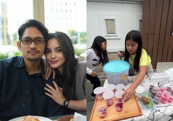 Intip Aksi Gemas Abigail, Anak Ririn Ekawati dan Ibnu Jamil yang Jualan Takjil di Depan Rumah, Komentar sang Ibunda Malah Bikin Ngakak