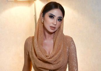 Dewi Perssik Balas Nyinyiran Soal THR Rp 15 Ribu, Sang Pedangdut Kini Tunjukkan Gunungan Beras Premium Buat Warga
