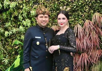 Pantas 10 Tahun Nikah Selalu Harmonis, Emil Dardak Tak Pernah Sembunyikan DM Menggoda dari Lawan Jenis ke Arumi Bachsin
