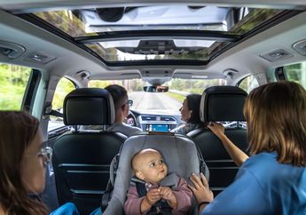 Orang Tua Wajib Tahu! 6 Tips Mudik Bersama Bayi Agar Si Kecil Tetap Aman dan Anti Rewel di Perjalanan