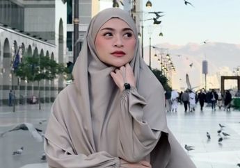 Pulang Umrah, Nathalie Holscher Bongkar Doa Detail Minta Jodoh Brondong Kaya Raya