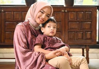 Cara Unik Fuji Didik Gala Sky, Mau Beli Mainan Harus 'Bayar' Pakai Hafalan Ayat Pendek