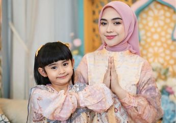 Lebaran Hanya Berdua dengan Moana, Ria Ricis Ungkap Kerinduan pada Almarhum Ayah