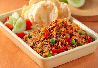 Kreasi Kuliner Pasca Lebaran, Menyulap Sisa Rendang Jadi Nasi Goreng Rempah yang Mewah