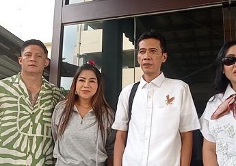 Telan Banyak Korban, Anisa Bahar dan Ratu Meta Rugi Ratusan Juta Buntut Dugaan Penipuan Travel Umrah