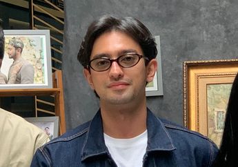 Main Film Keluarga Suami Adalah Hama, Omar Daniel Belajar Merokok dan Gugup Ketemu Raihaanun