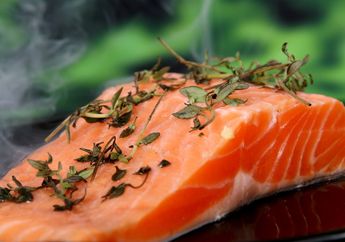 Salmon Mentah dan Salmon Matang, Mana yang Lebih Baik?
