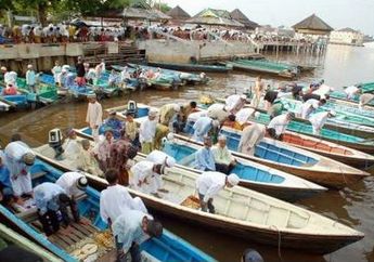 Berbagai Tempat Melaksanakan Salat Idul Fitri