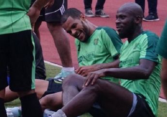 Diusir Wasit dan Dua Kali Sebabkan Penalti, Catatan Mengerikan OK John di Piala Menpora 2021