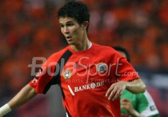 Sempat Gemparkan Transfer Liga Indonesia, Eks Bek Persib dan Persija Umumkan Pensiun