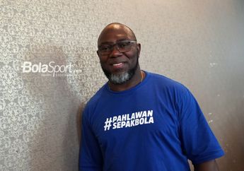 Sempat Bungkam, Pelatih Persipura Buka-bukaan soal Kasus Indisipliner Boaz Solossa dan Yustinus Pae