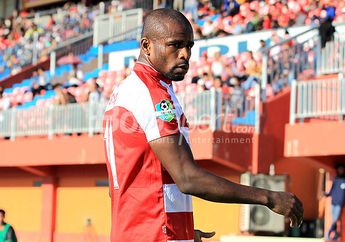 Nilai Kontrak Terlalu Kecil, Greg Nwokolo Putuskan Absen dari Madura United di Lanjutan Liga 1 2020