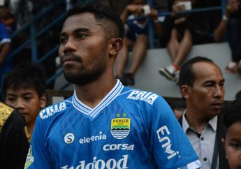 Pasrah, Ini Tanggapan Bek Persib Bandung soal Pemotongan Gaji