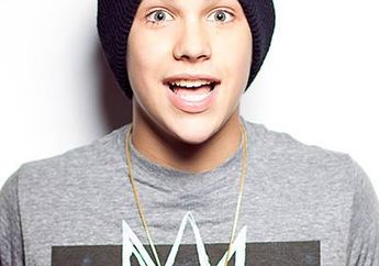 Austin Mahone: Obsessed With Hats
