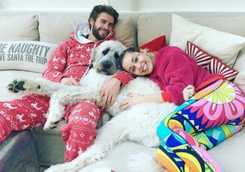 7 Potret Pasangan Seleb Hollywood Saat Liburan Bareng. Seru Banget!