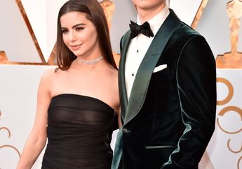 7 Fakta Violetta Komyshan, Pacar Ansel Elgort yang Trending Karena Pakaian Uniknya di Oscars 2018
