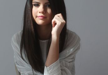 Selena Gomez: One Ordinary Girl