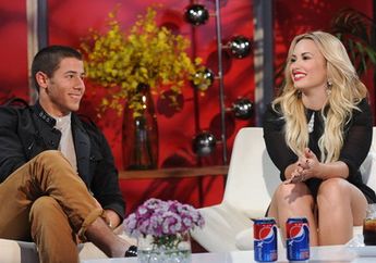 Nick Jonas: "Aku dan Demi Punya Ikatan Kuat"