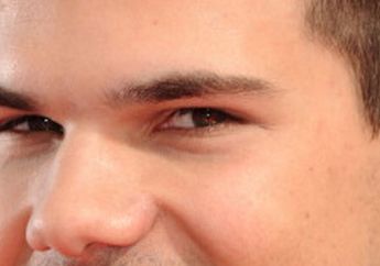 Taylor Lautner