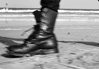 4 Jenis Sepatu Boots Yang Wajib Dimiliki Cewek