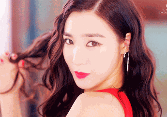 Tutorial Makeup Tiffany SNSD di Video Klip 'Lion Heart'