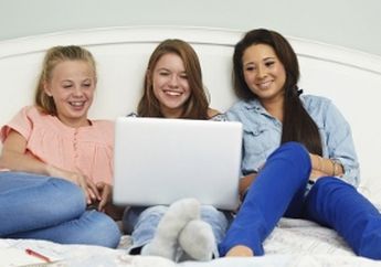 6 Cara Aman Bermain Dengan Internet