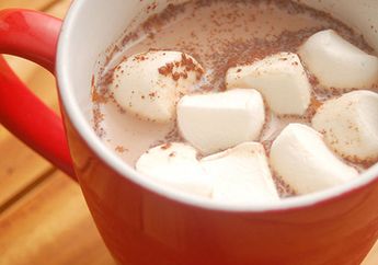 Yuk Coba Bikin Hot Choco Cinnamon!