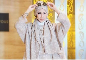 5 Cara Menjadi Model Berhijab dari Ashfi Qamara Model & Pendiri ZAURA Models