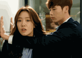 5 Hal Wajib Tahu Soal Rumor Pacaran Park Shin Hye dan Lee Jong Suk