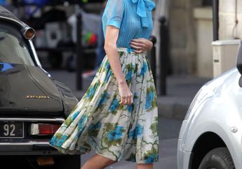 10 Inspirasi Gaya Memakai Rok Dari taylor Swift Untuk Ngabuburit