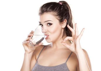 Minum Air Putih Hangat Bisa Menurunkan Berat Badan Tanpa Diet Keras, Ini Penjelasannya