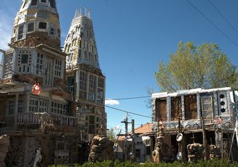 10 Rumah Keren dari Bahan Daur Ulang yang Bakal Bikin Kamu Takjub