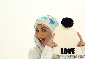 Cara Memakai Topi dengan Hijab