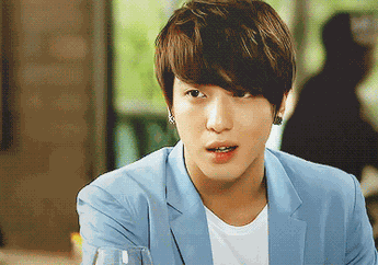 Yonghwa 'CNBlue': Cerita Masa Remaja & Cinta Pertama (Bagian 1)