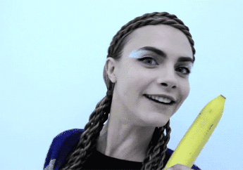 Cara Delevingne: Bersyukur Mengawali Karier Sebagai Model