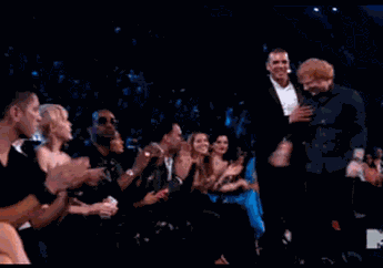 Ed Sheeran: Aku Dan Miley Enggak Ada Masalah