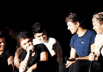 One Direction: Bagi-Bagi Tips Mengejar Gebetan (Bagian 1)