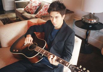 Nat Wolff: Cerita Sekolah Dan Main Gitar Buat Deketin Cewek