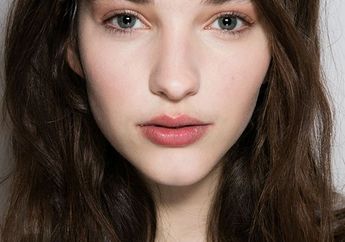 Tips Riasan Bibir yang Simple dan Terlihat Natural