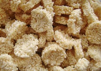 10 Kerupuk Asli Indonesia Ini Cocok Banget Buat Dijadikan Cemilan dan Jadi Teman Makan Nasi!