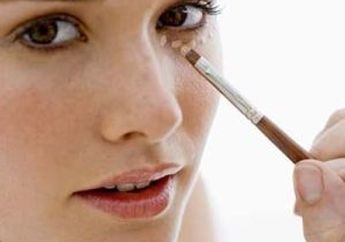 Tips Memilih & Memakai Concealer