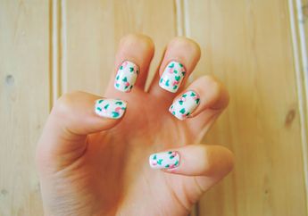 Get Your Pretty Floral Nail